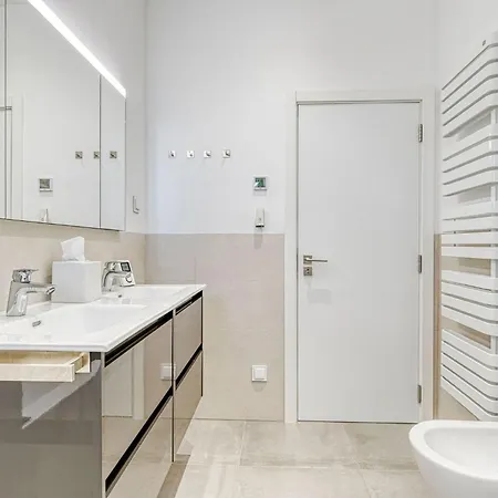 Willa Manatee - Modern & Luxurious *