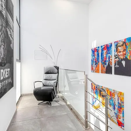 וילה Manatee - Modern & Luxurious *