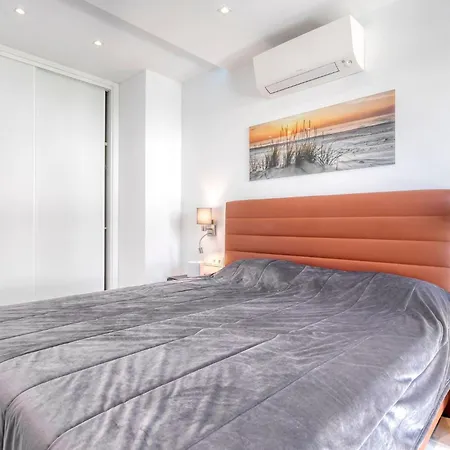 Manatee - Modern & Luxurious * קארבואירו