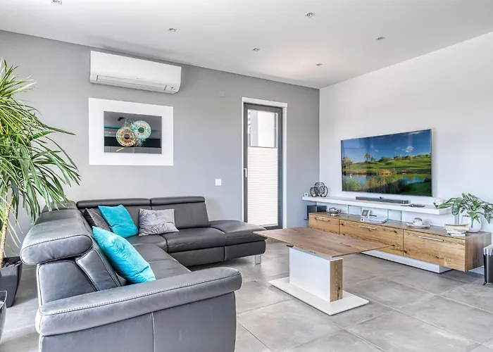 Manatee - Modern & Luxurious Willa *