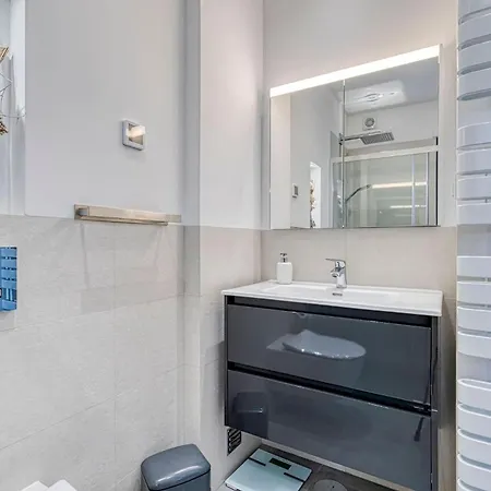 Manatee - Modern & Luxurious *