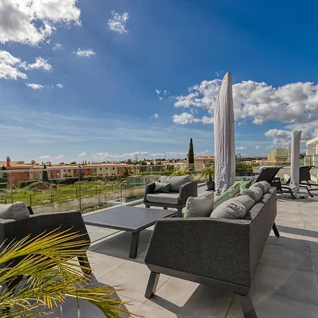 Villa Manatee - Modern & Luxurious *